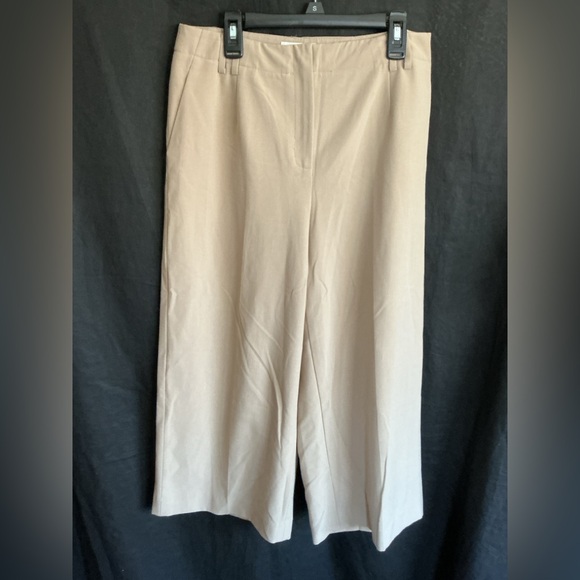 Talbots Pants - Talbots Beige Wide-Leg Capris 6 Petite